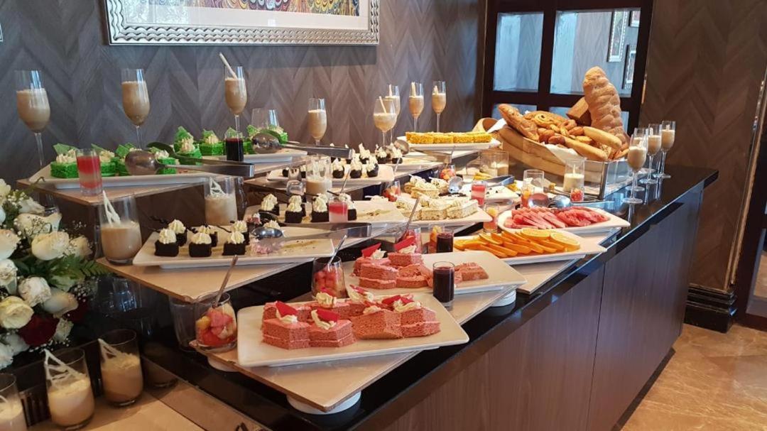 Pearl Of Africa Hotel 坎帕拉 外观 照片